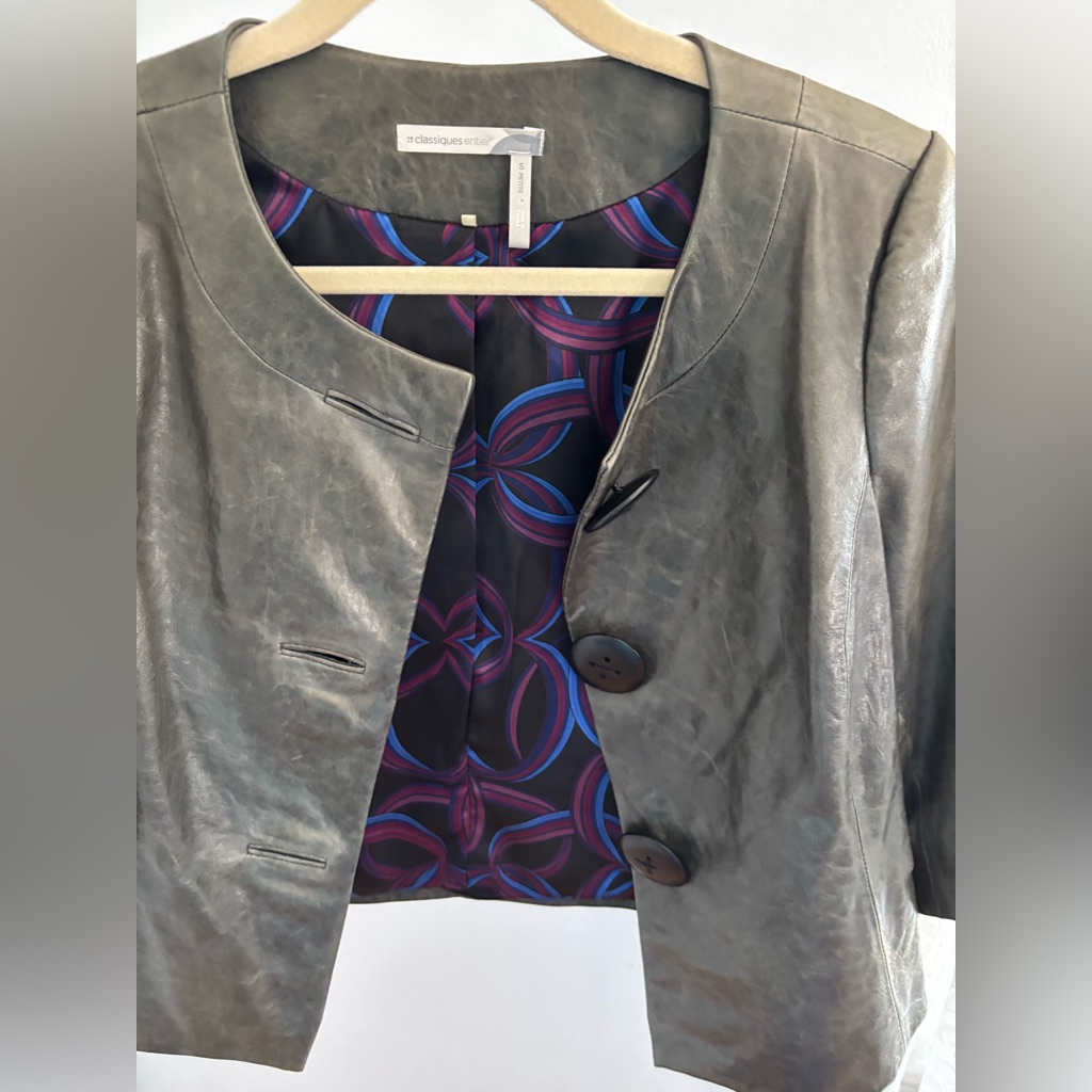 Classiques Entier Leather Gray Grey Cute Cropped Jacket Large Buttons